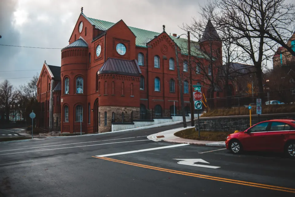 Munroe Falls — towing service